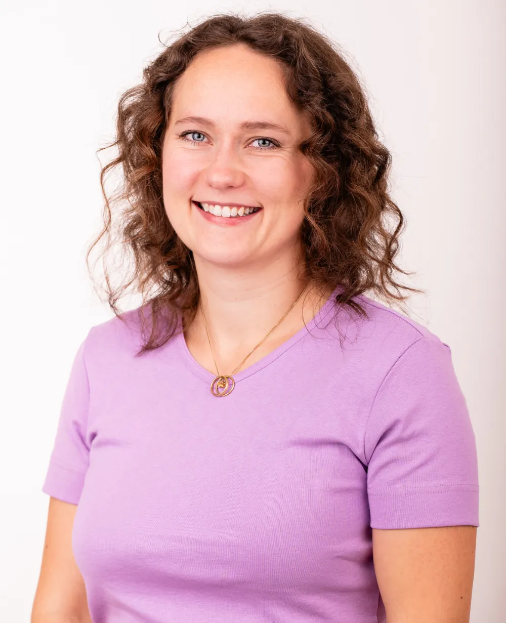 Anja Adel, sektorale Heilpraktikerin (Physiotherapie) und Beckenbodenspezialistin in Erlangen